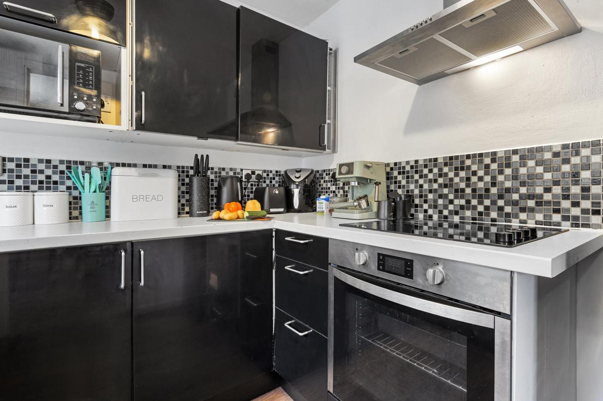 Quirky Canary 2Bed, Free Parking, Smart Tv & Games 런던 외부 사진