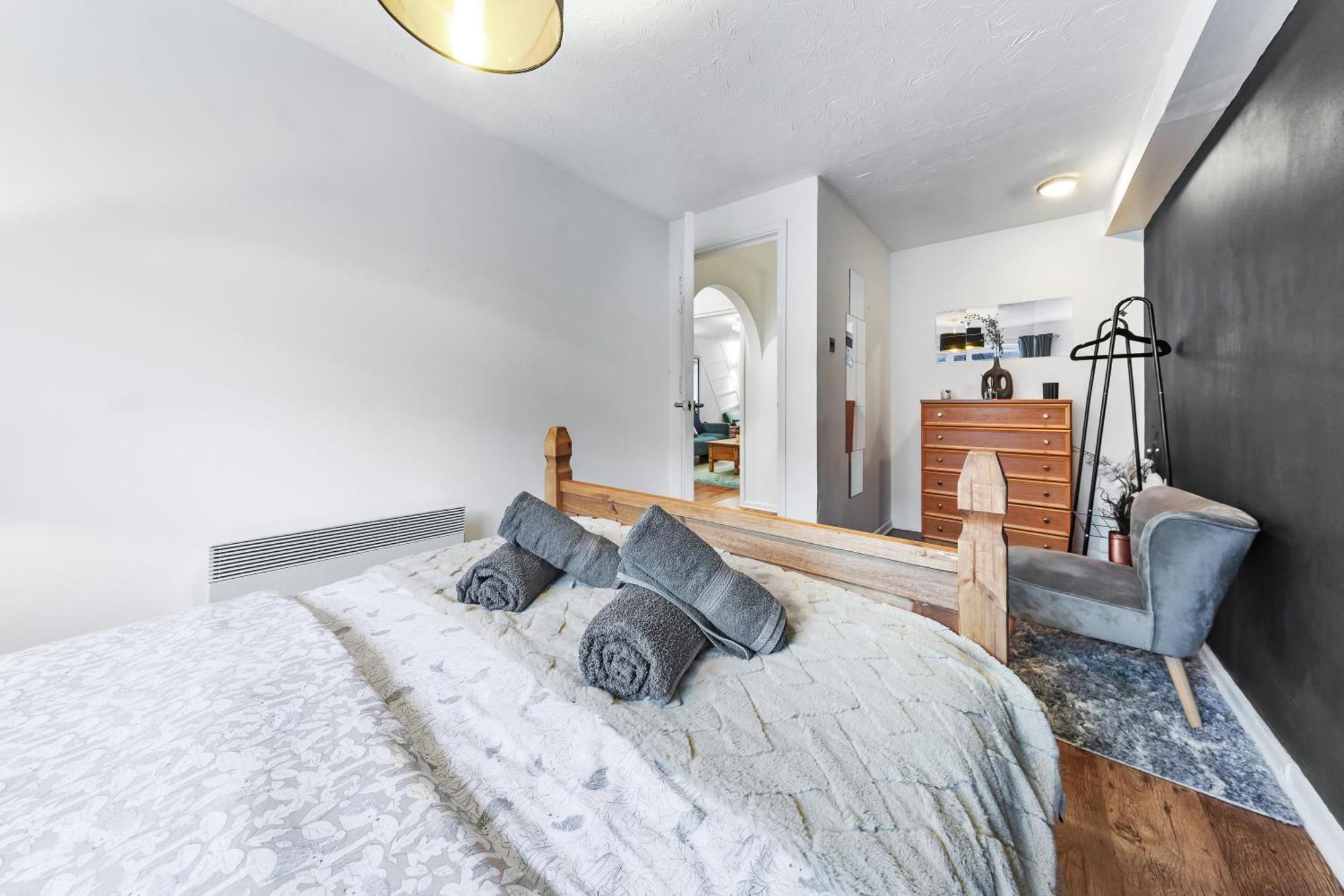 Quirky Canary 2Bed, Free Parking, Smart Tv & Games 런던 외부 사진