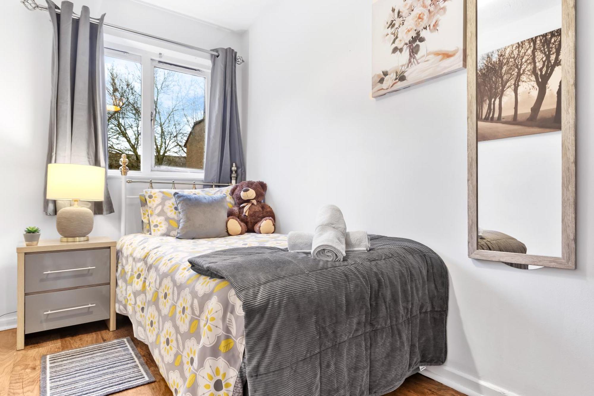 Quirky Canary 2Bed, Free Parking, Smart Tv & Games 런던 외부 사진